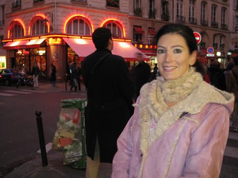 Paris 047.jpg   25kb   26.03.2021 22:28:18
